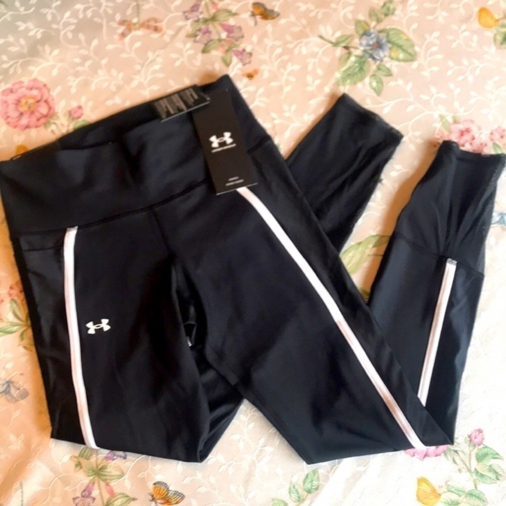Brand New Under Armour Heatgear Black & White Compression Leggings